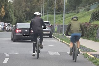 Cyklisté v Praze se stávají sektou šikanující motoristy